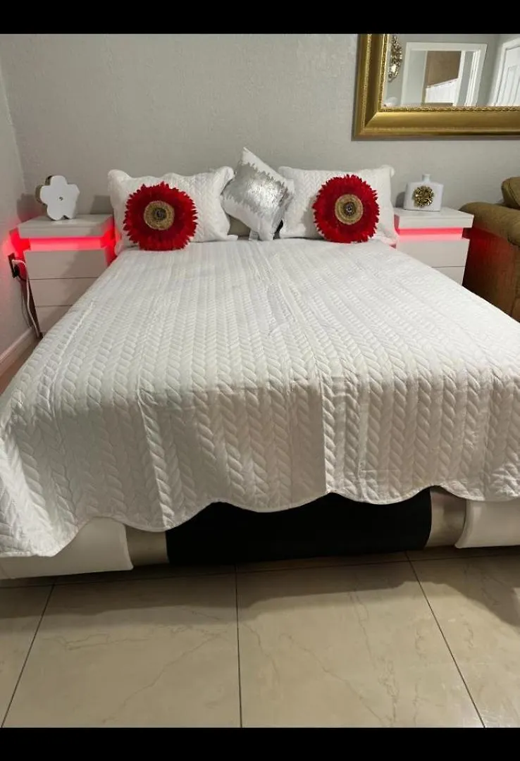 Sunshine Guesthouse Mulberry United States